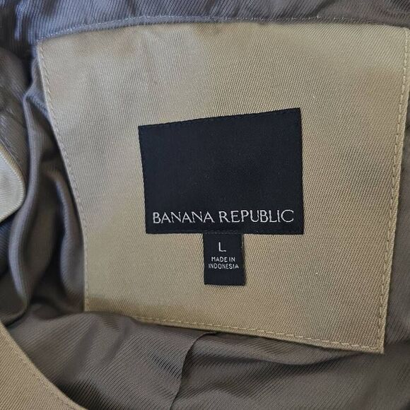 Banana Republic Men's Tan Trench Coat, NWOT, Sz. L - Picture 12 of 12